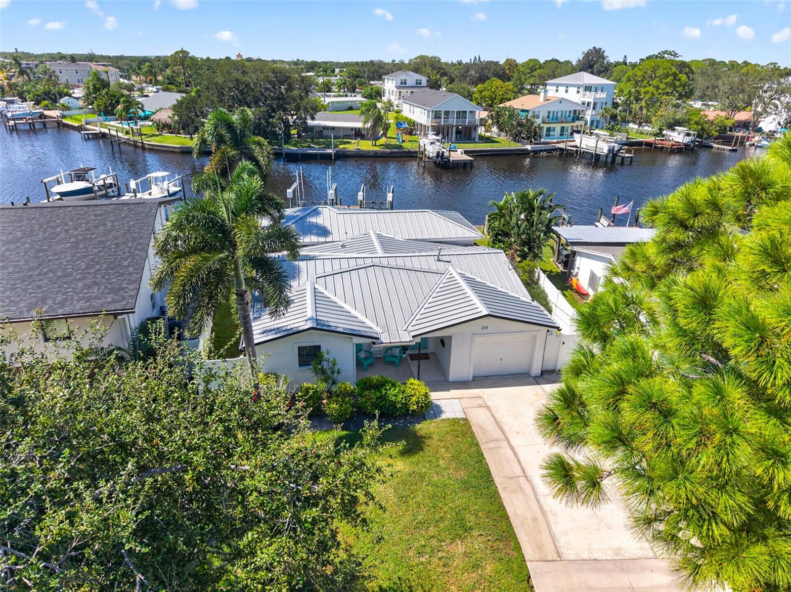 209 Tallahassee Drive NE — photo