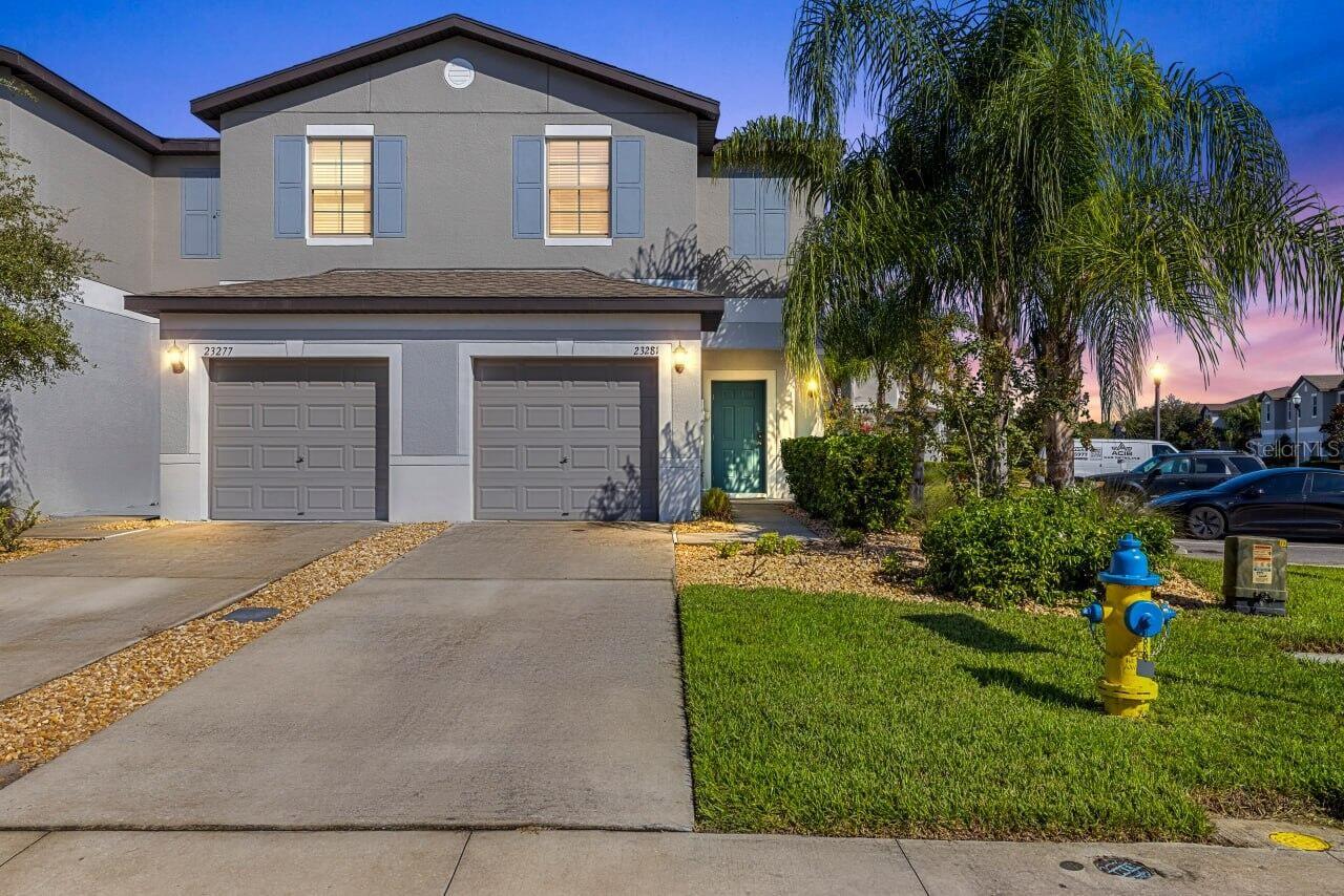 23281 Willow Glen Way — photo