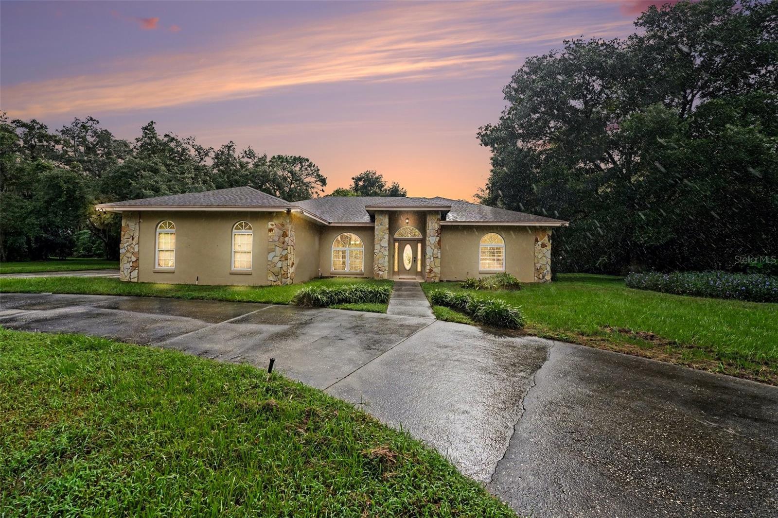 2736 Sequoyah Drive — photo