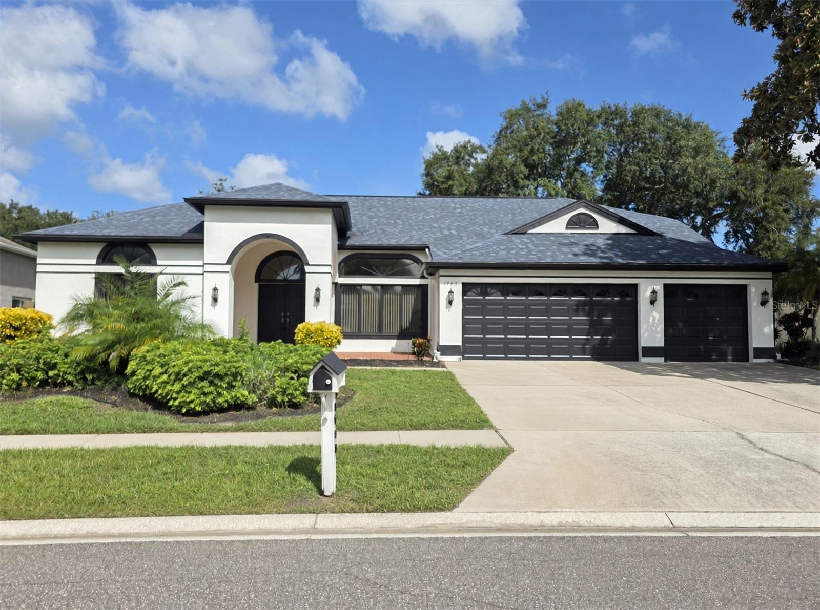 1783 Marsh Wren Way — photo