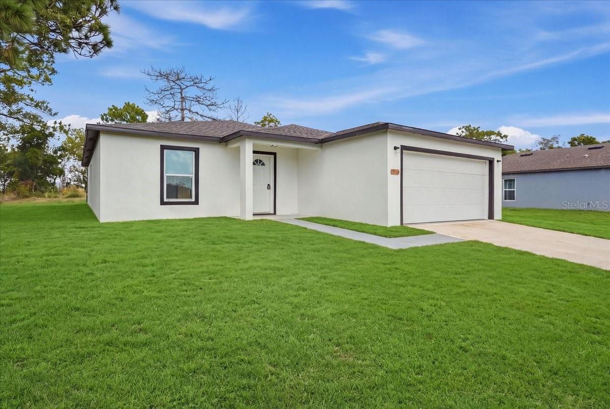 12493 Killian Street — photo