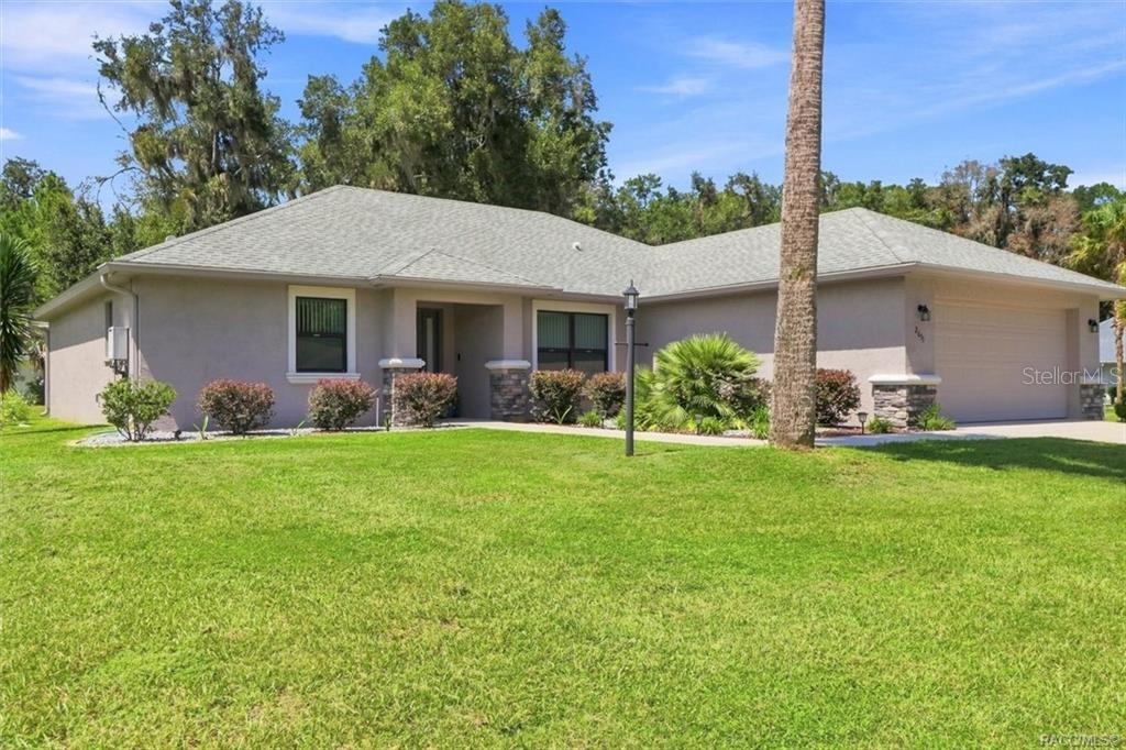 2651 E Maidstone Court — photo