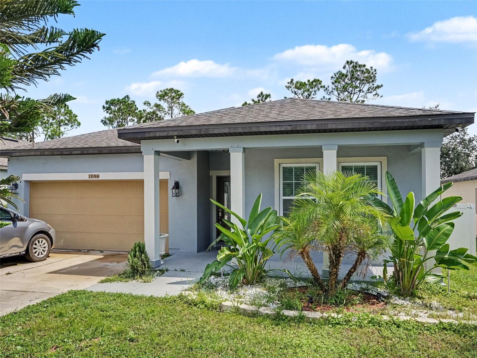1096 Roberta Road — photo