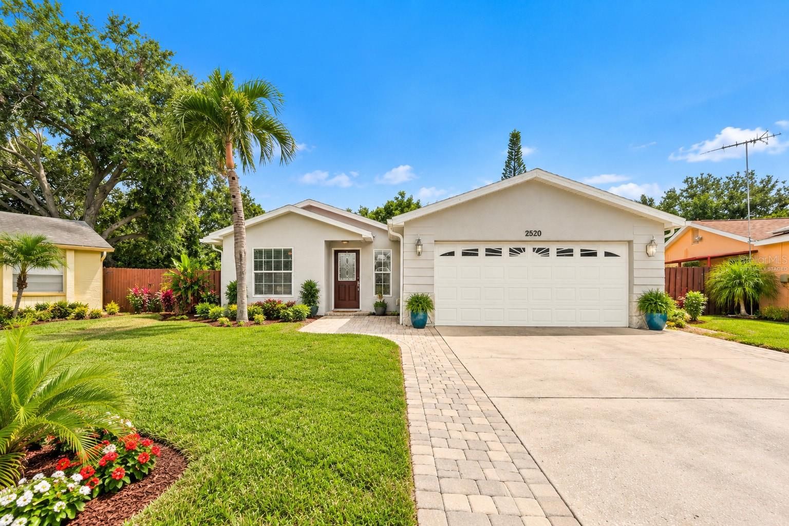 2520 Fawn Court — photo