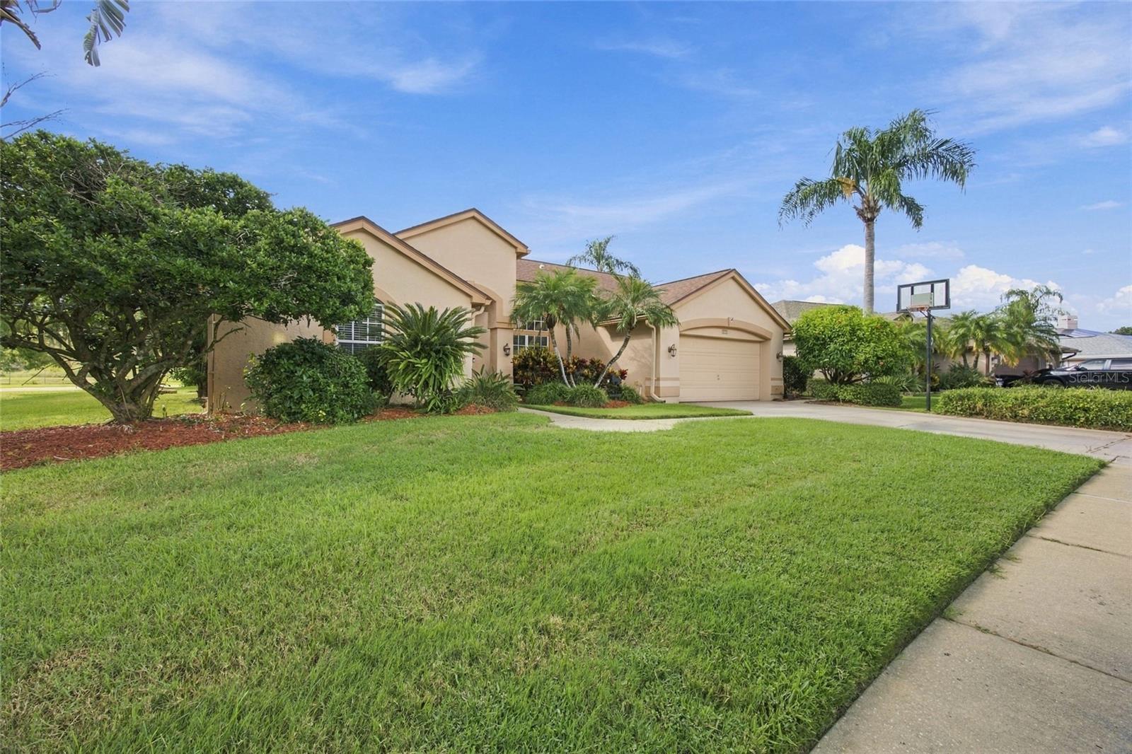 878 Centerwood Drive — photo