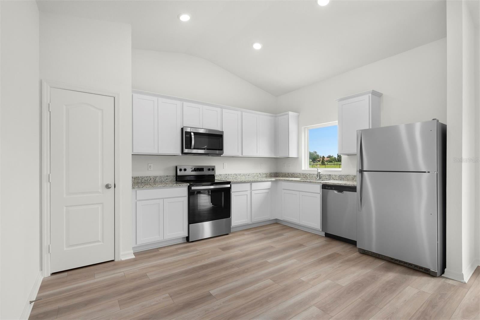 13367 TULA LOOP, ASTATULA, FL 34705 — photo 3