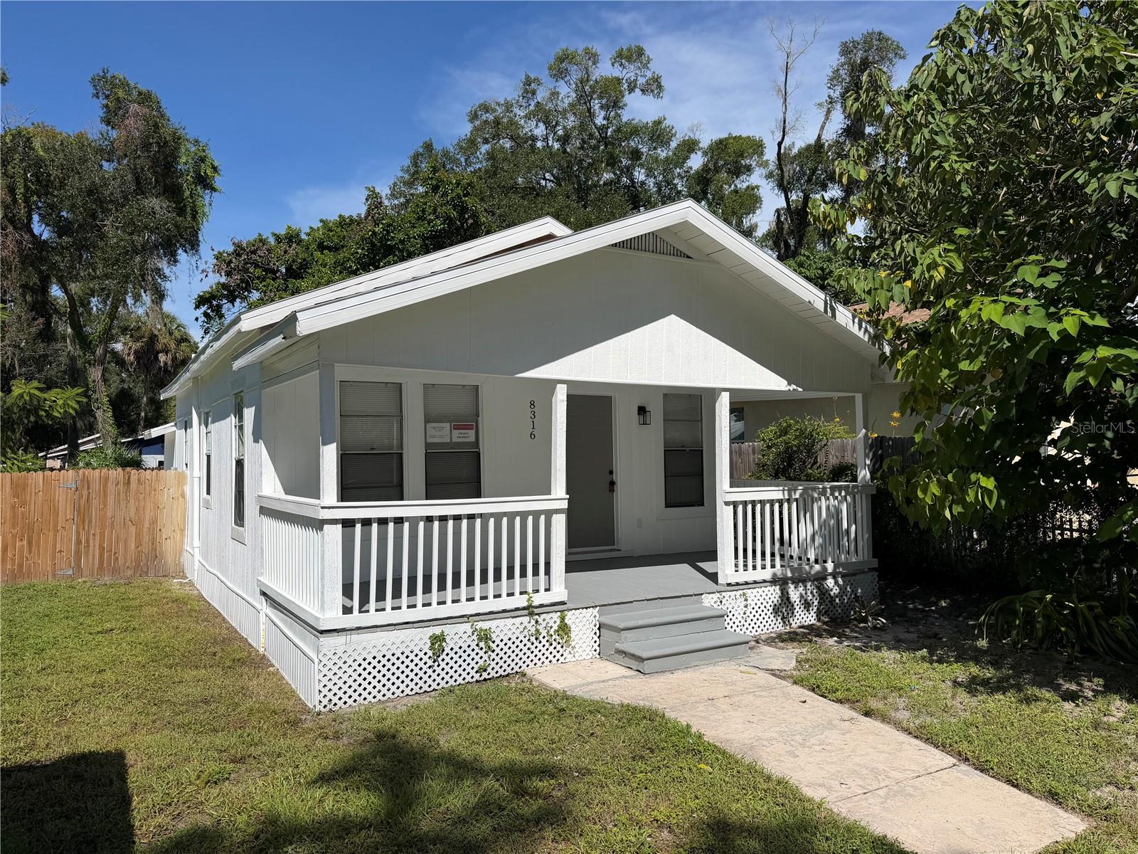8316 N Klondyke Street — photo