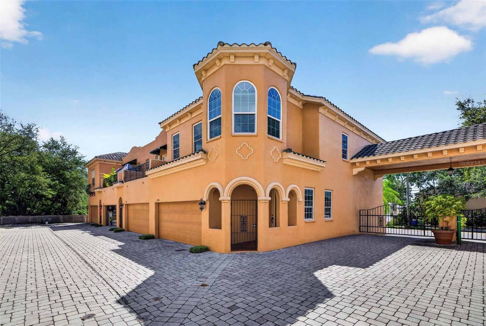 2908 Hansen Manor Lane — photo