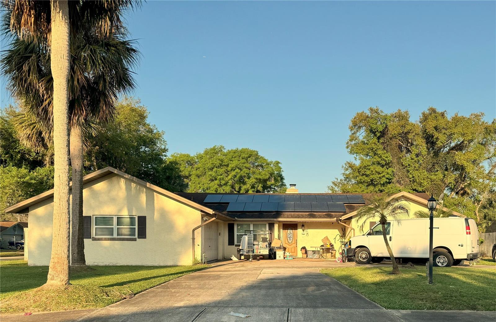 748 Merrimac Drive — photo
