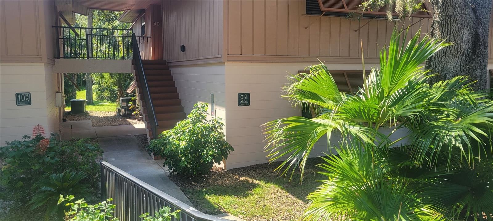 180 Magnolia Woods Court 9C — photo