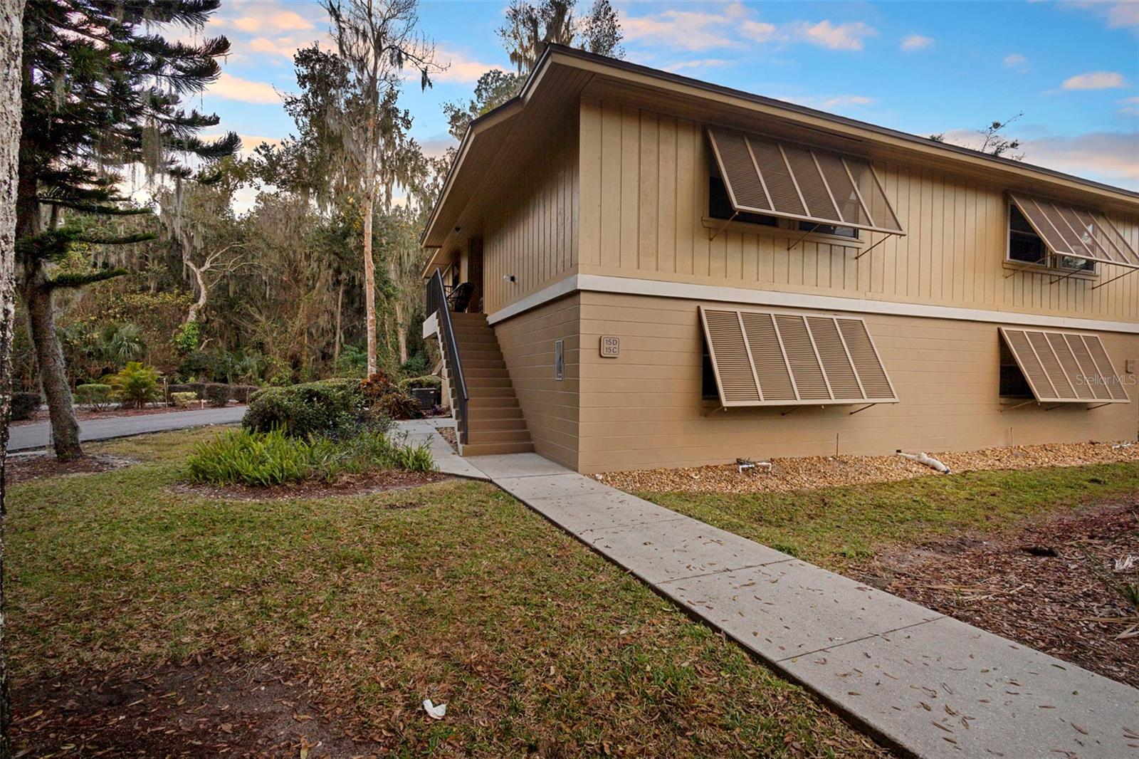 120 Hibiscus Woods Court 15C — photo