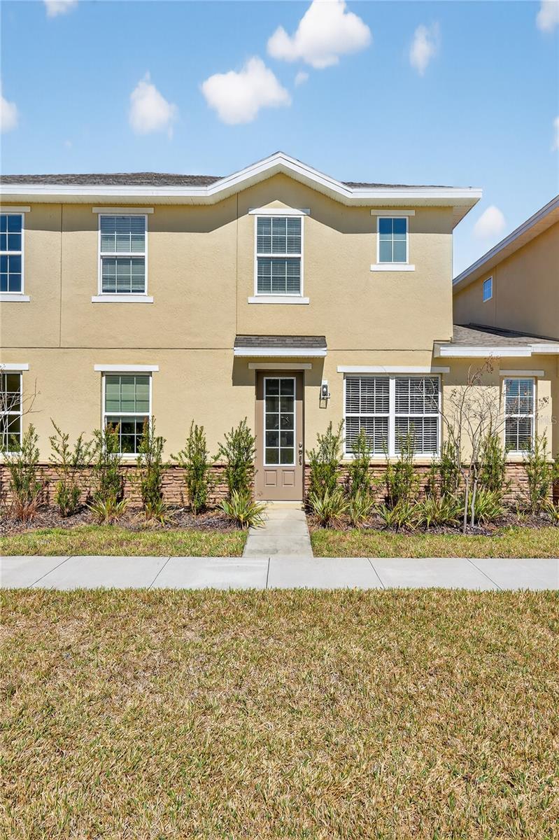 172 Holly Village Drive — photo