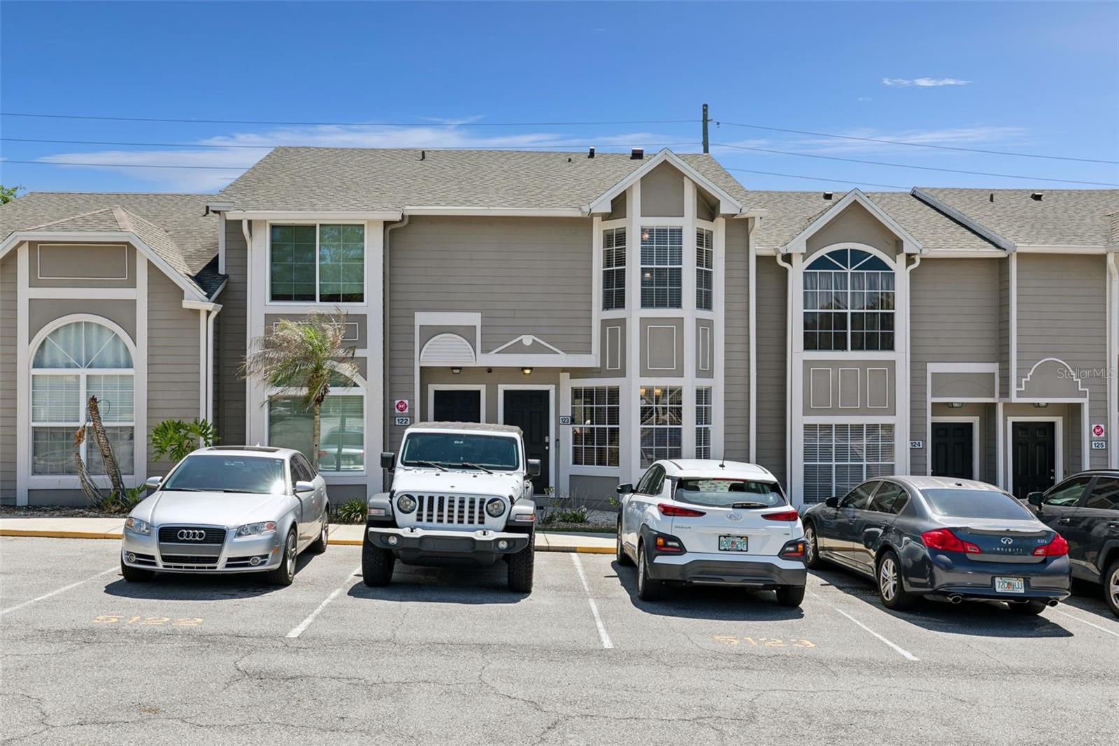 505 Sun Ridge Place 123 — photo