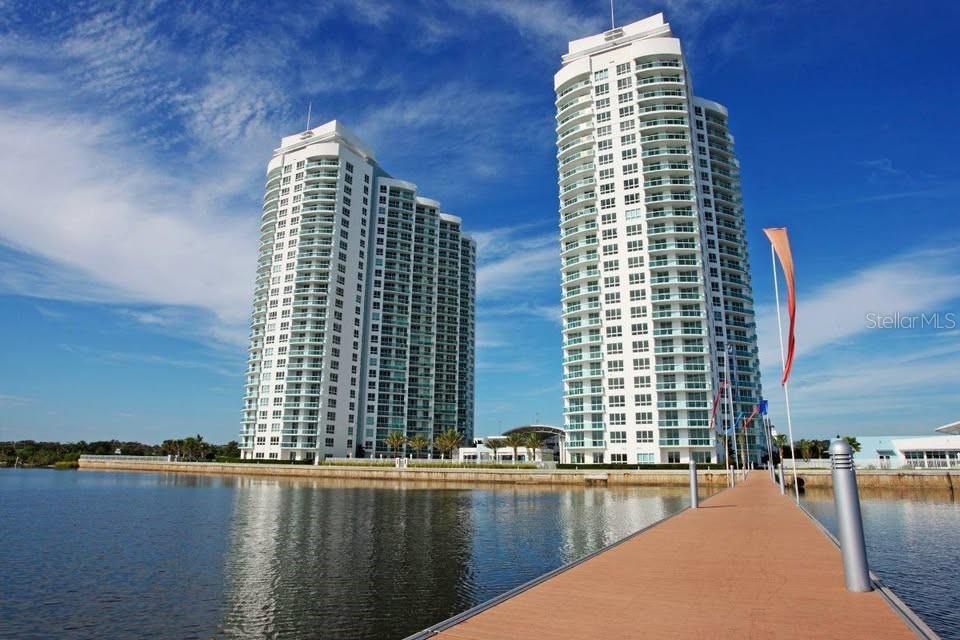 231 Riverside Drive 1504-1 — photo