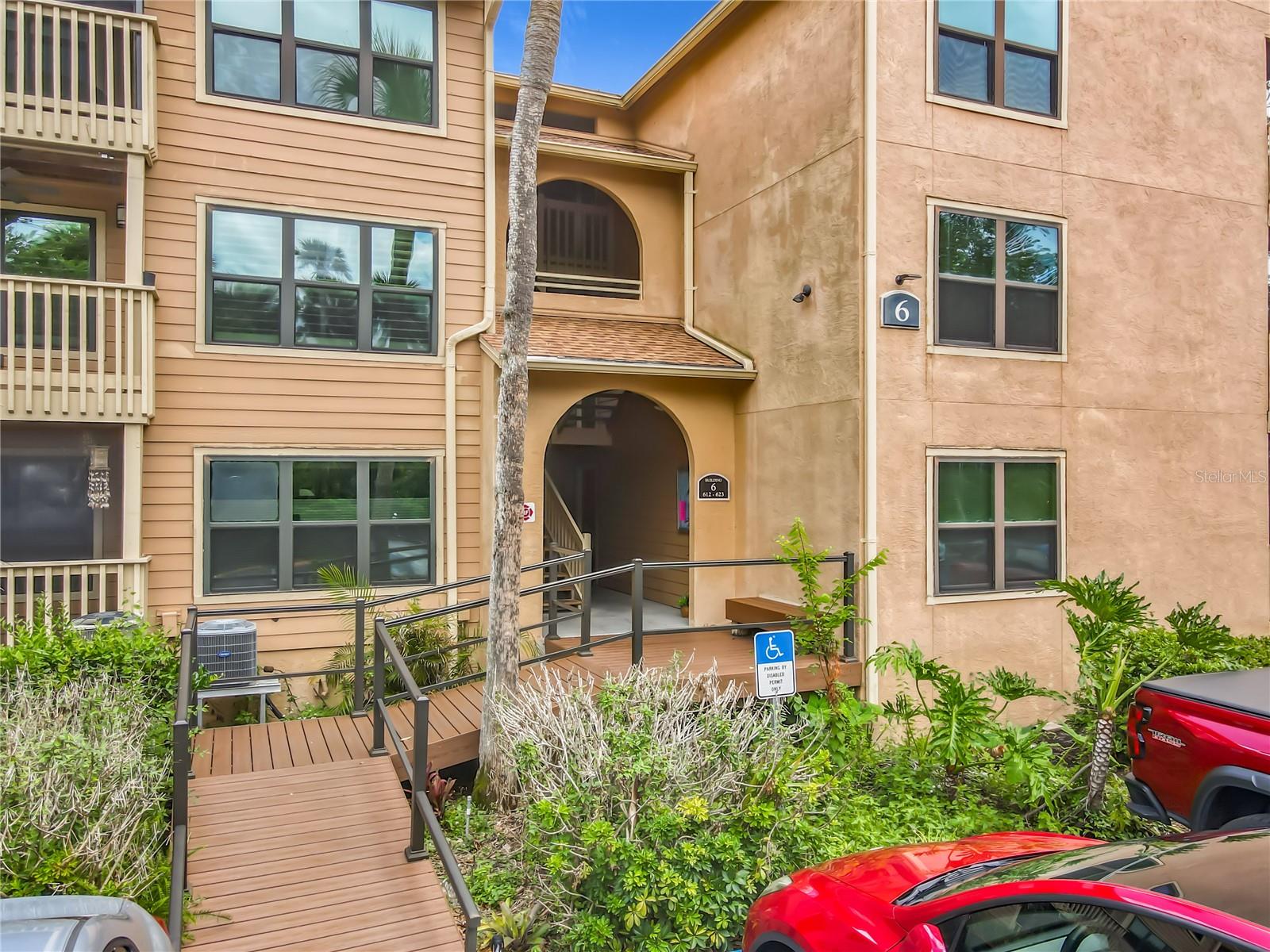 1401 S Palmetto Avenue 616 — photo
