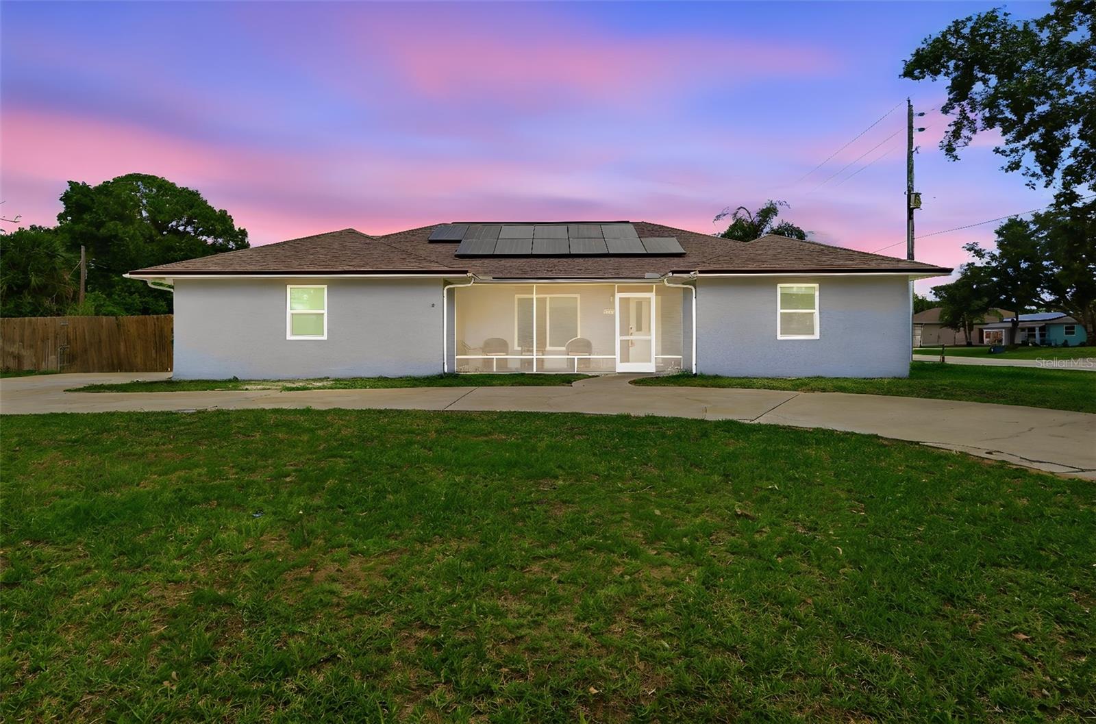 602 Lake Drive — photo
