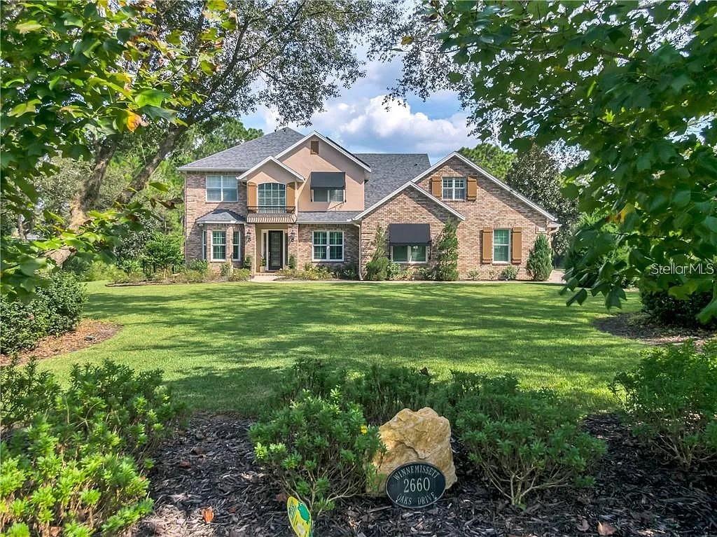 2660 Winnemissett Oaks Drive — photo