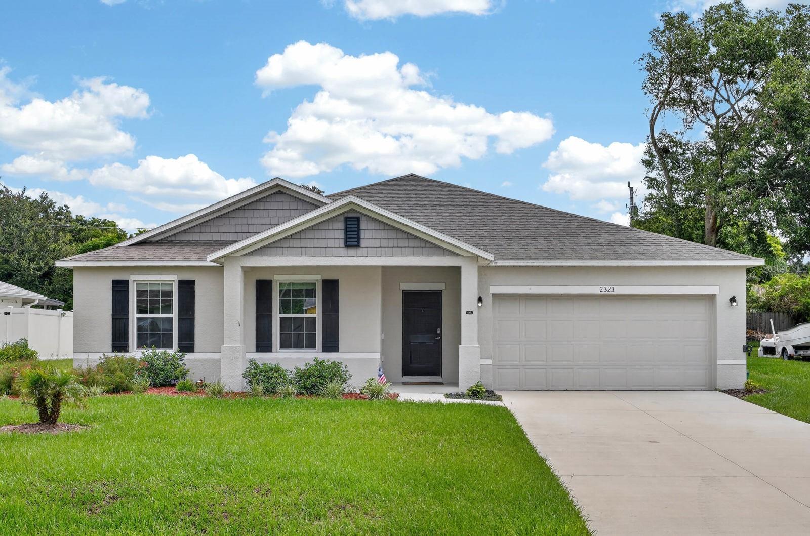 2323 Fern Palm Drive — photo