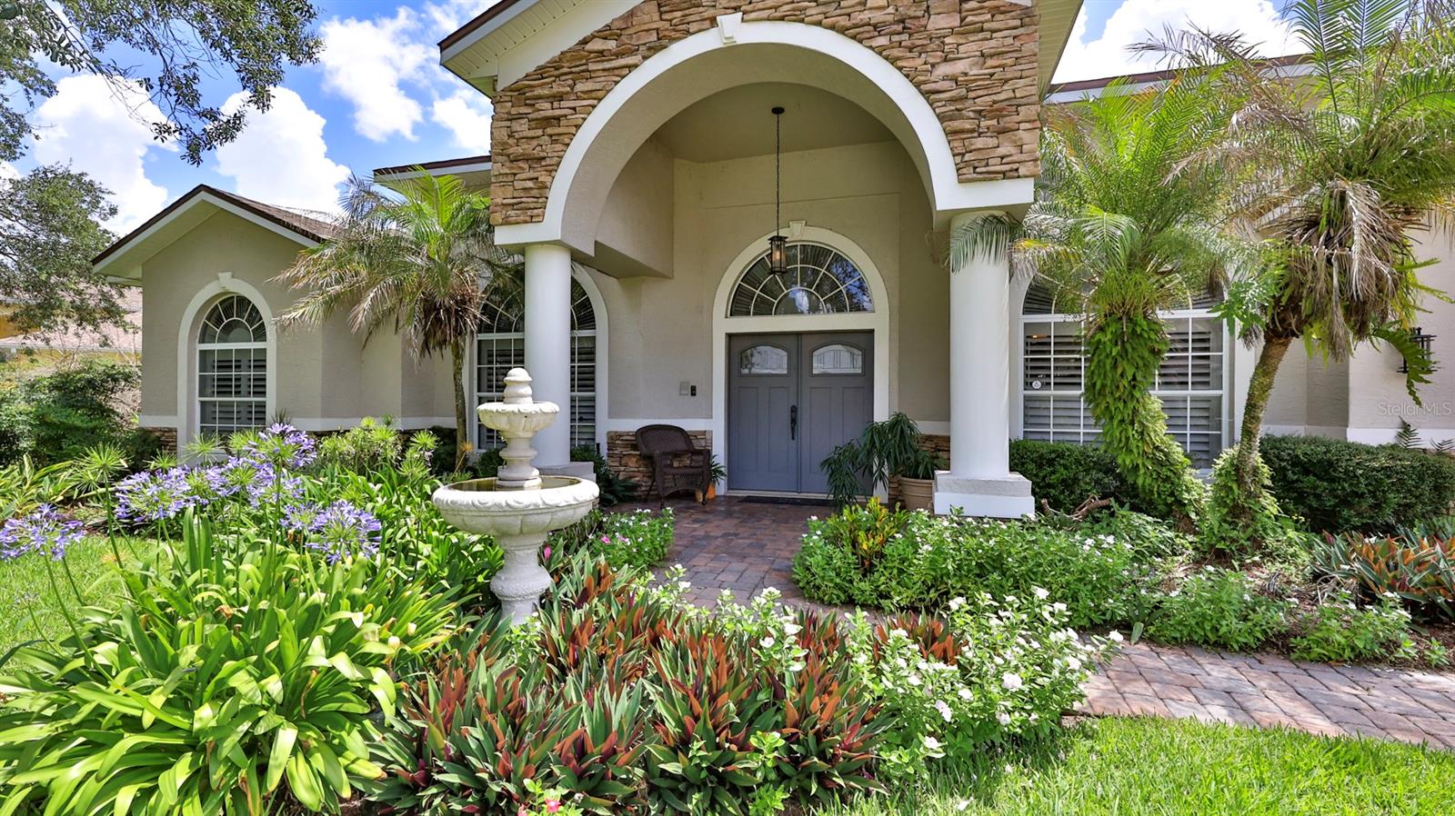 6070 Sabal Creek Boulevard — photo