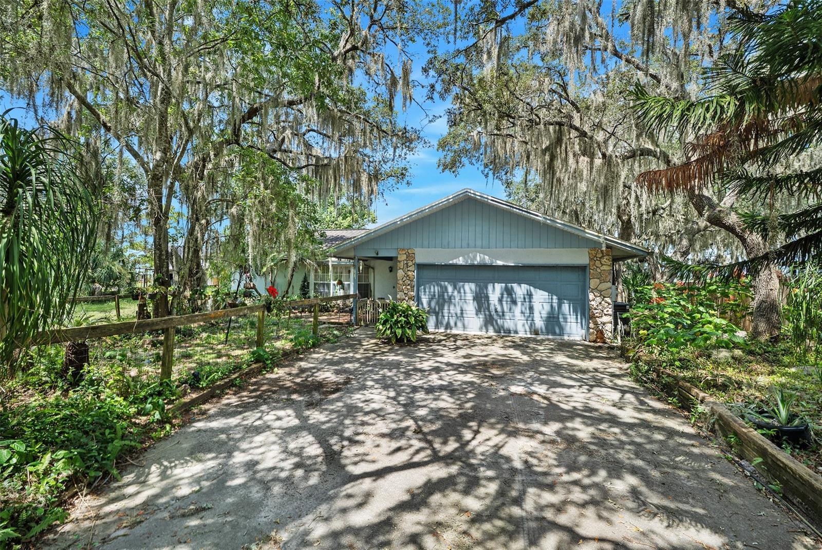 2372 Mitchell Island Road — photo