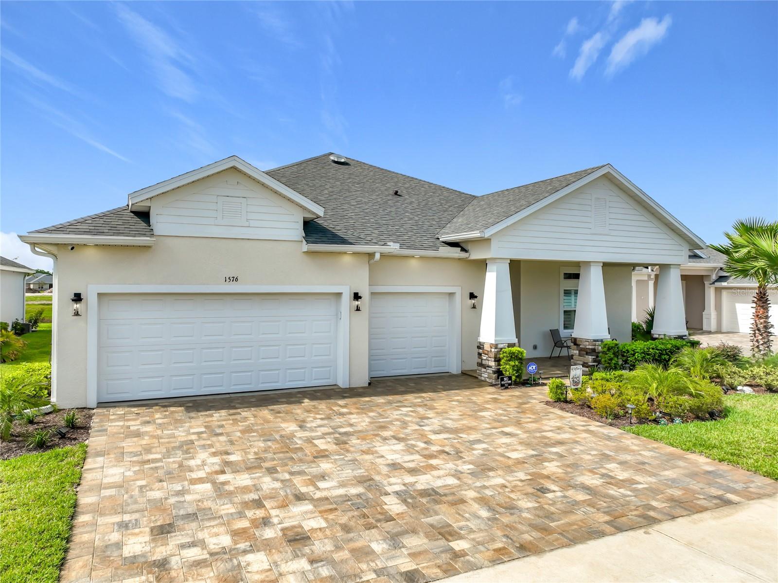 1576 Lake Reserve Drive — photo
