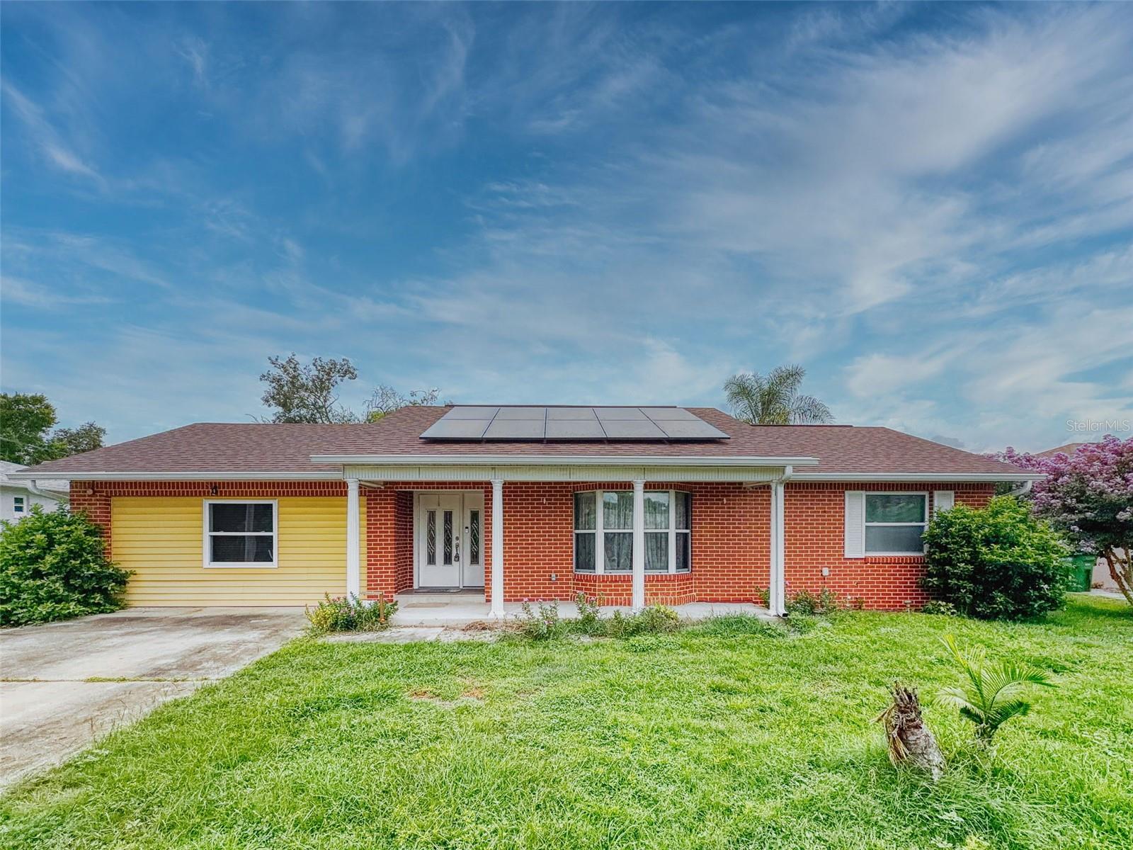 2125 E Parkton Drive — photo