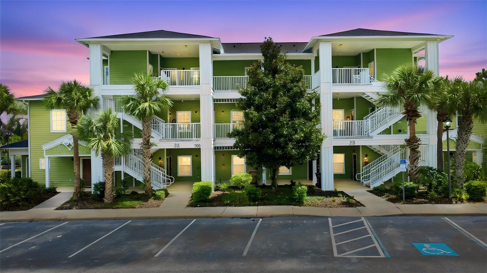 708 Gran Bahama Boulevard — photo