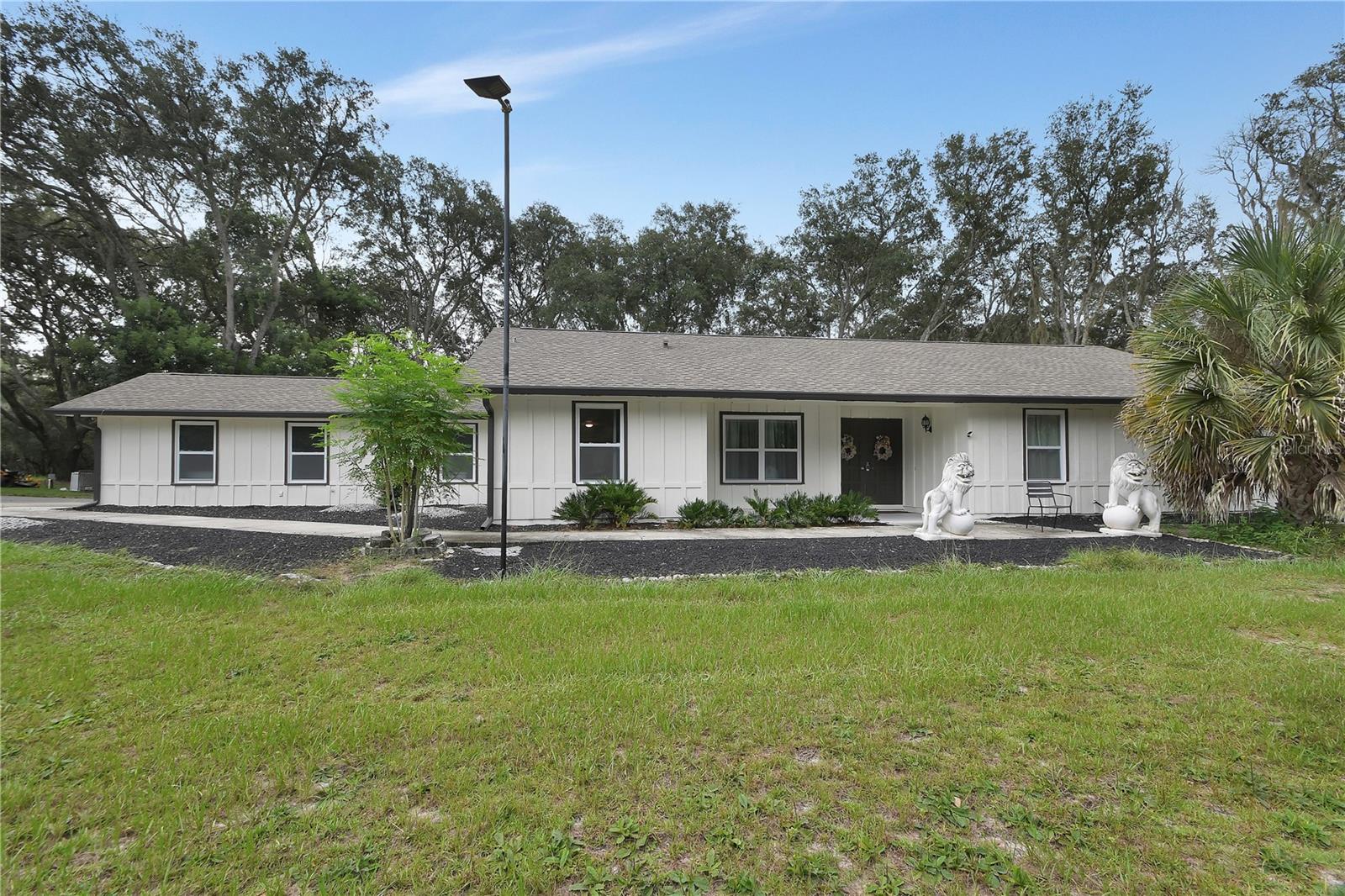 400 Foothill Farms Road — photo