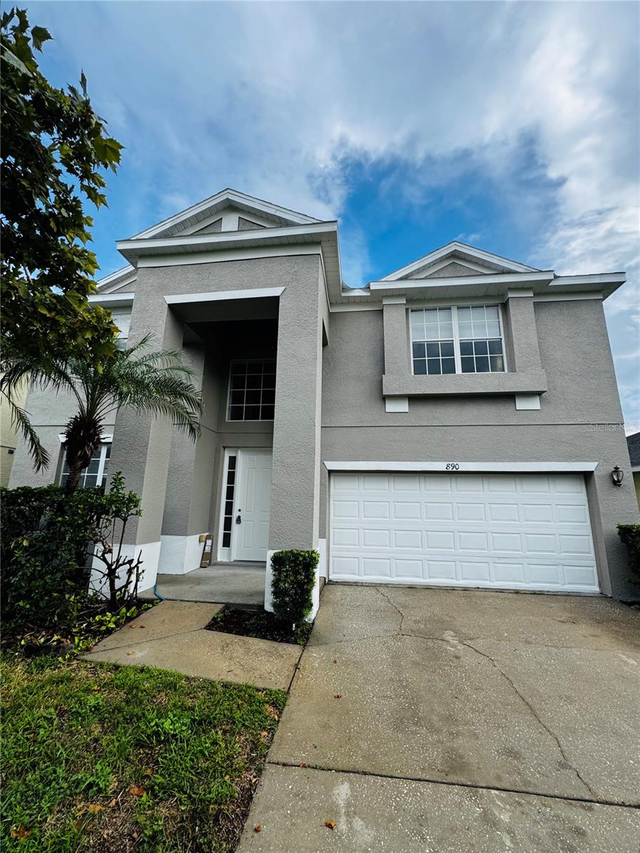 890 McInnis Court — photo
