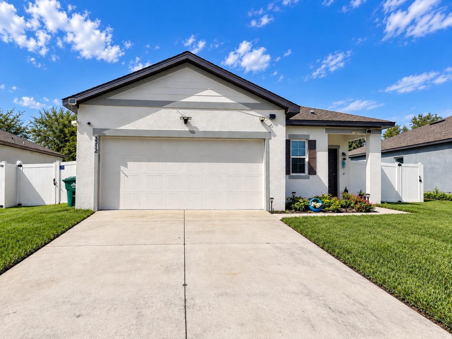 3512 Fernanda Drive — photo