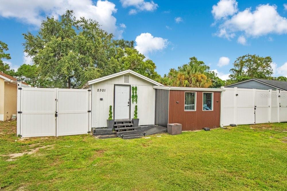 2301 Drake Drive — photo