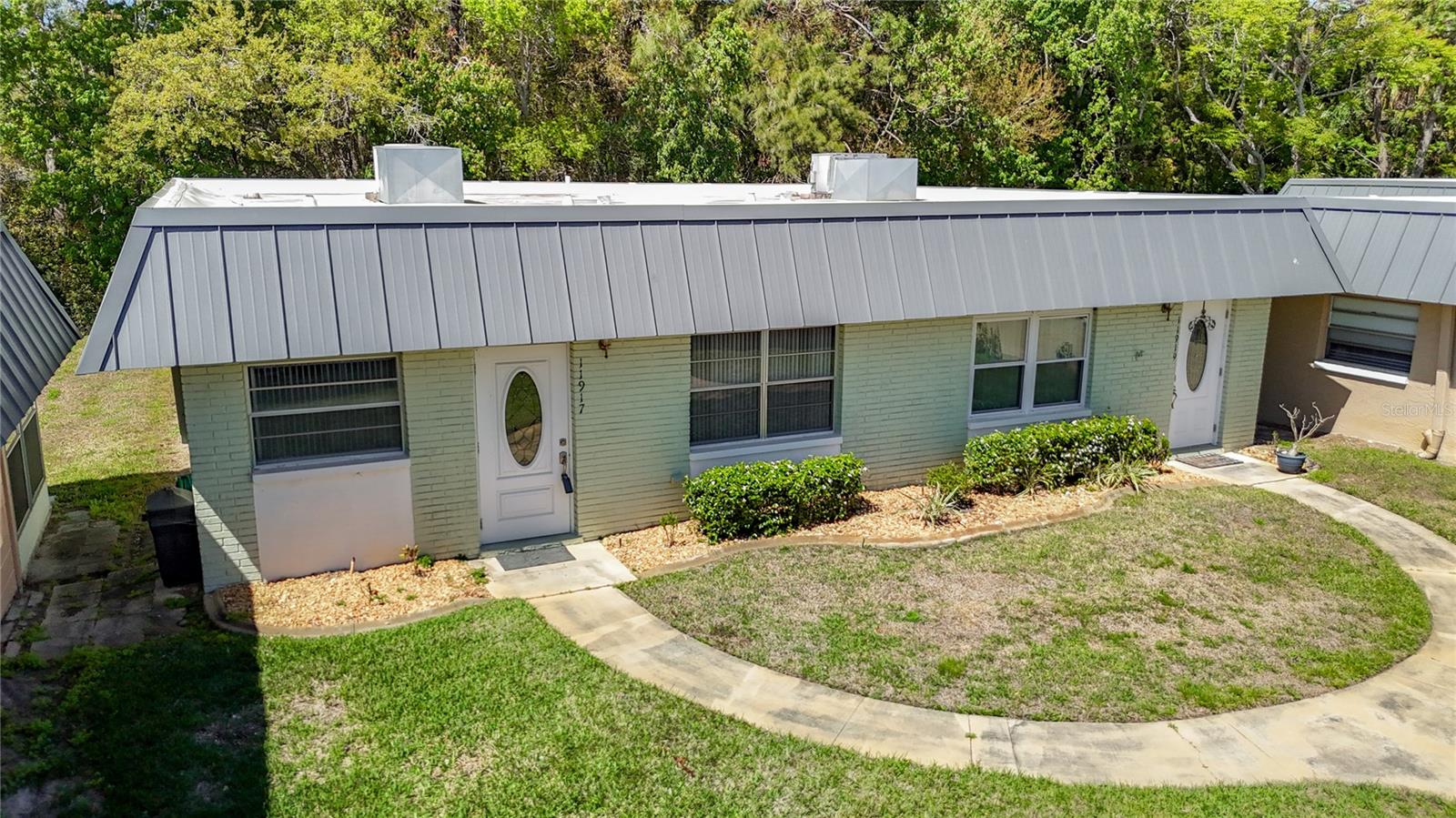 11917 Bayonet Lane 11917 — photo