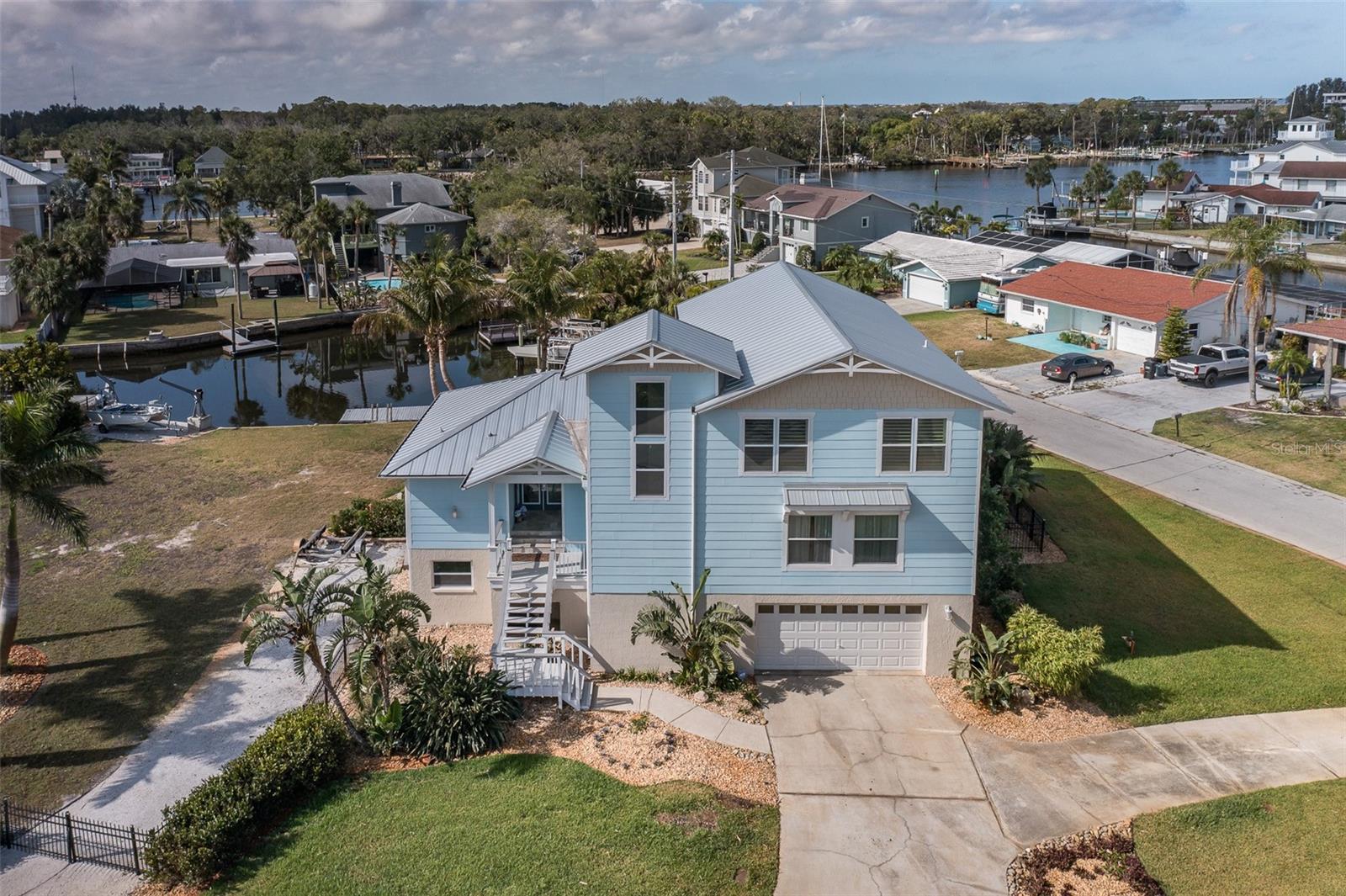5040 Waterside Drive — photo