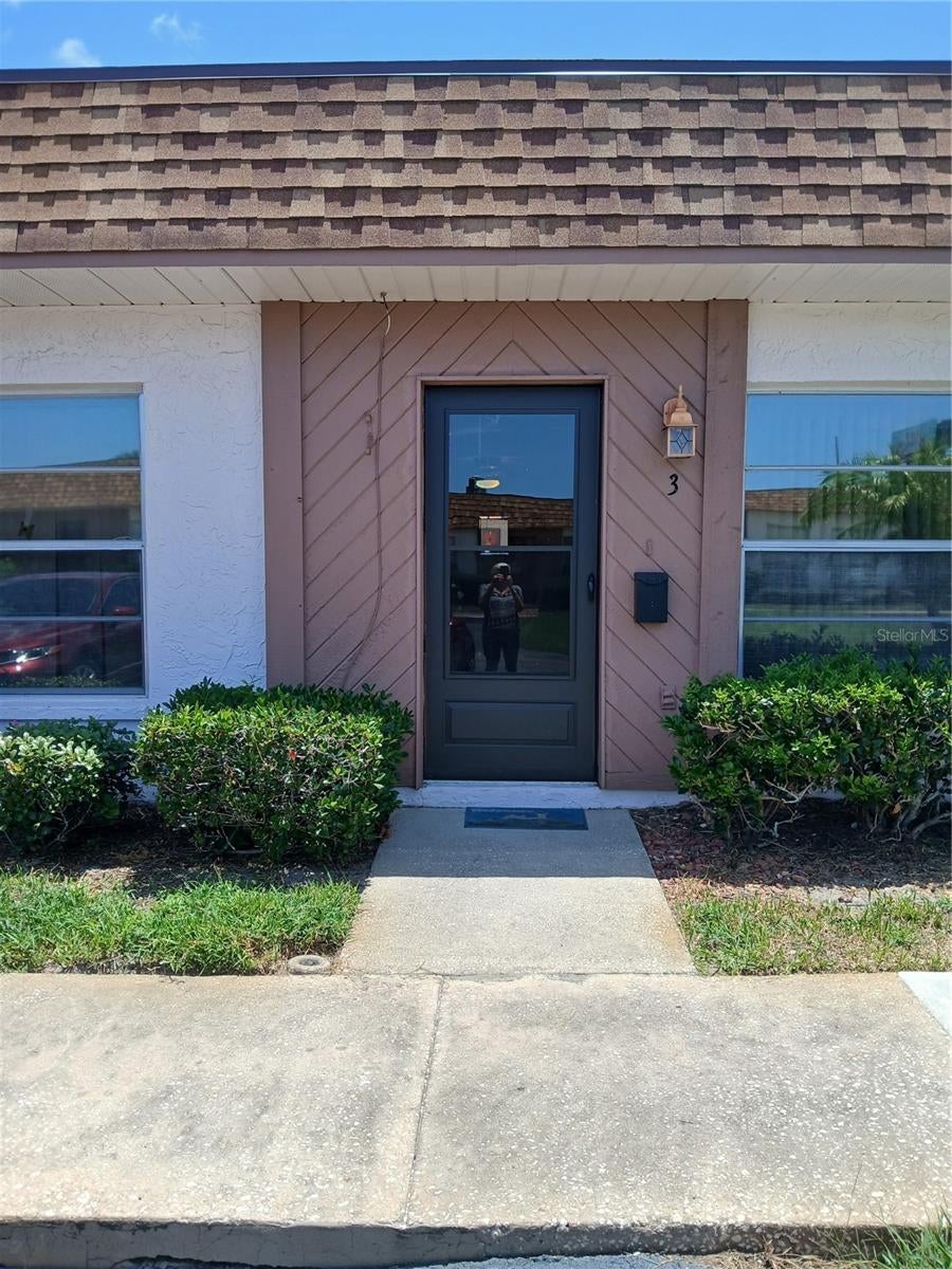 6050 Chesham Drive 3 — photo