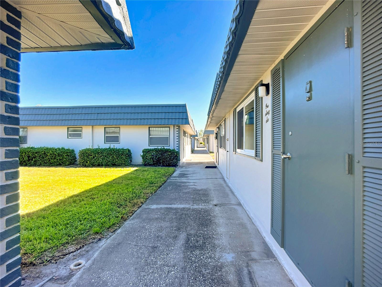 1811 Bedford Lane 166 — photo