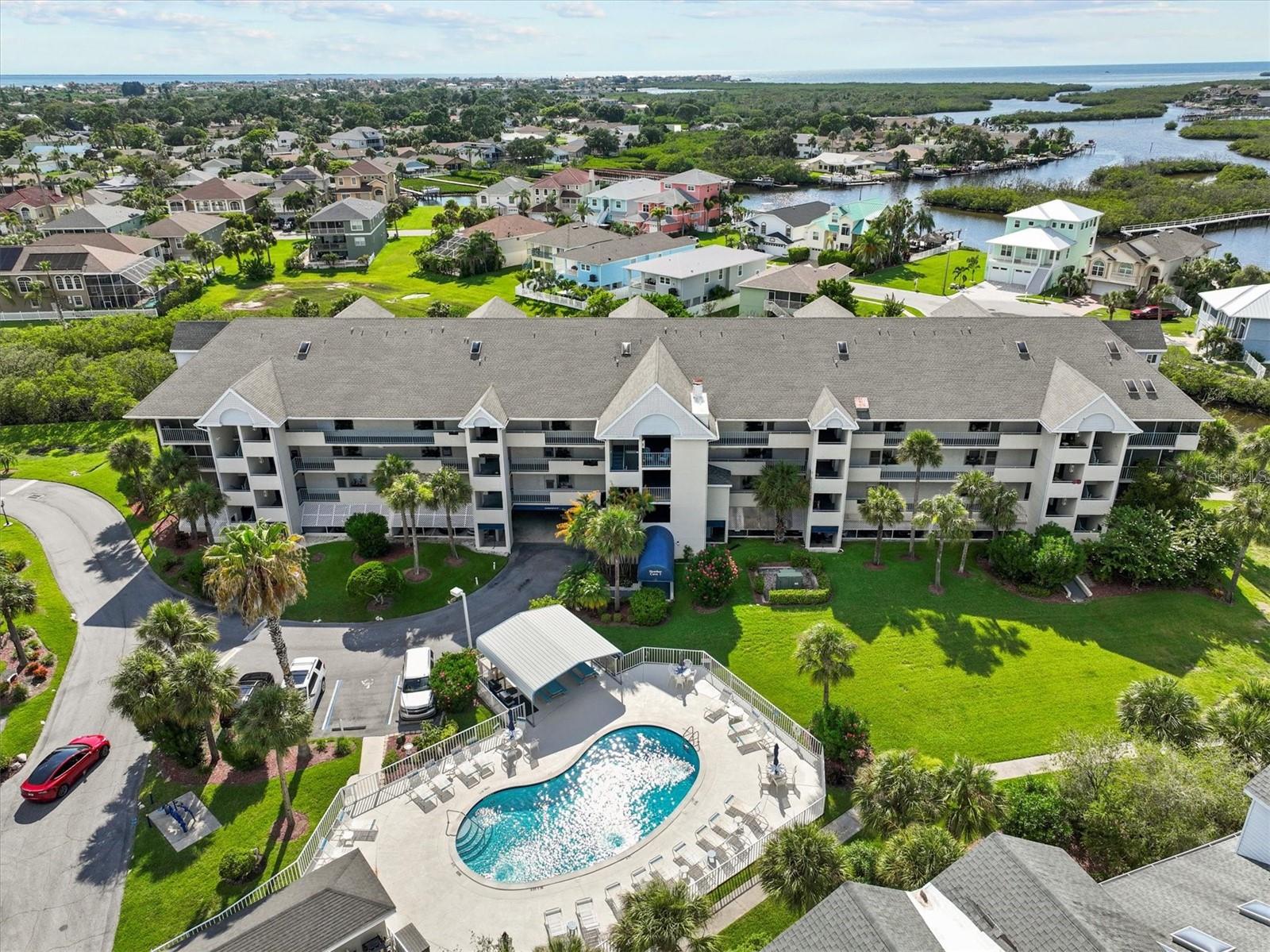 5537 Sea Forest Drive 307 — photo
