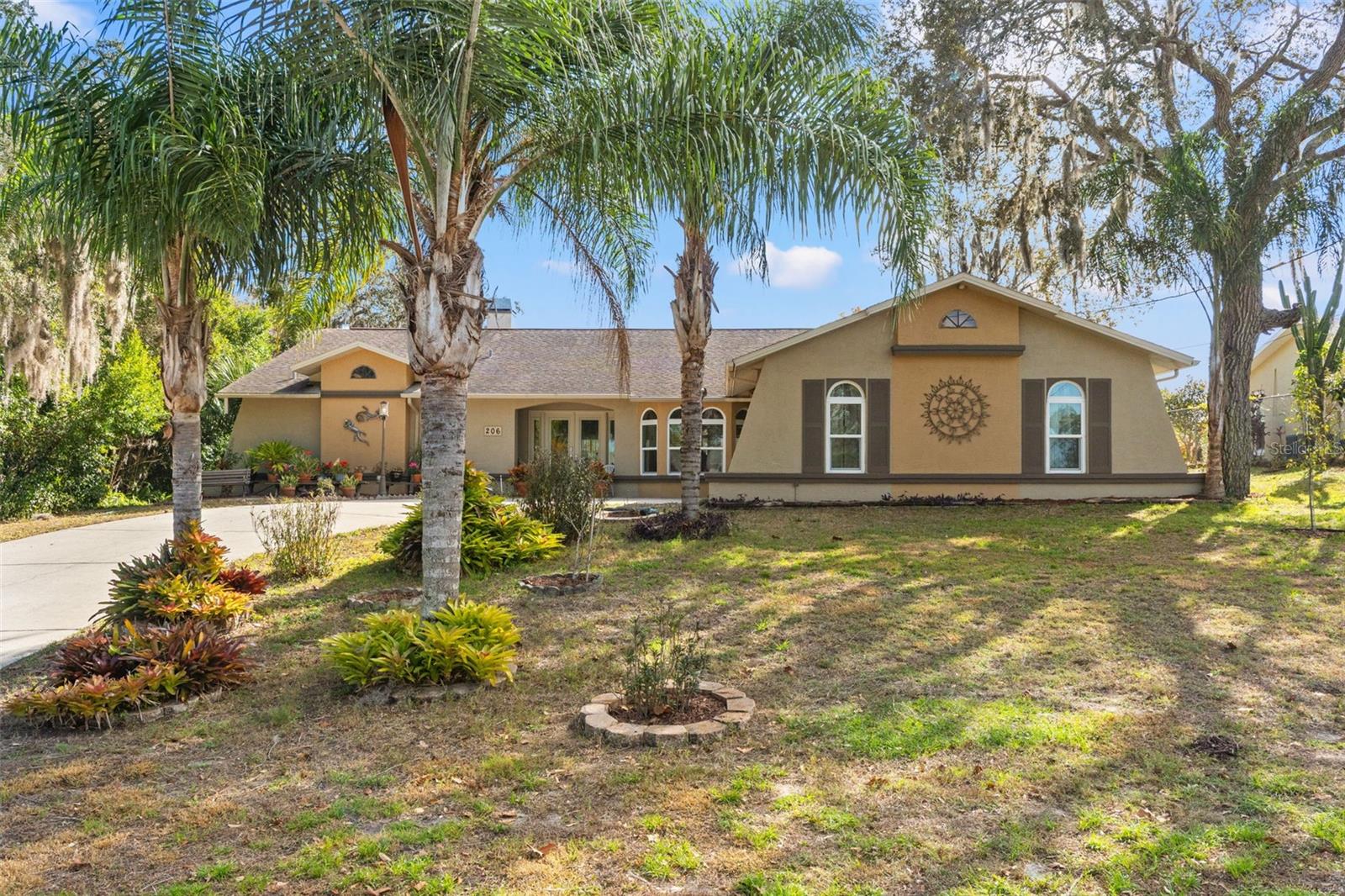 206 Rusk Circle — photo