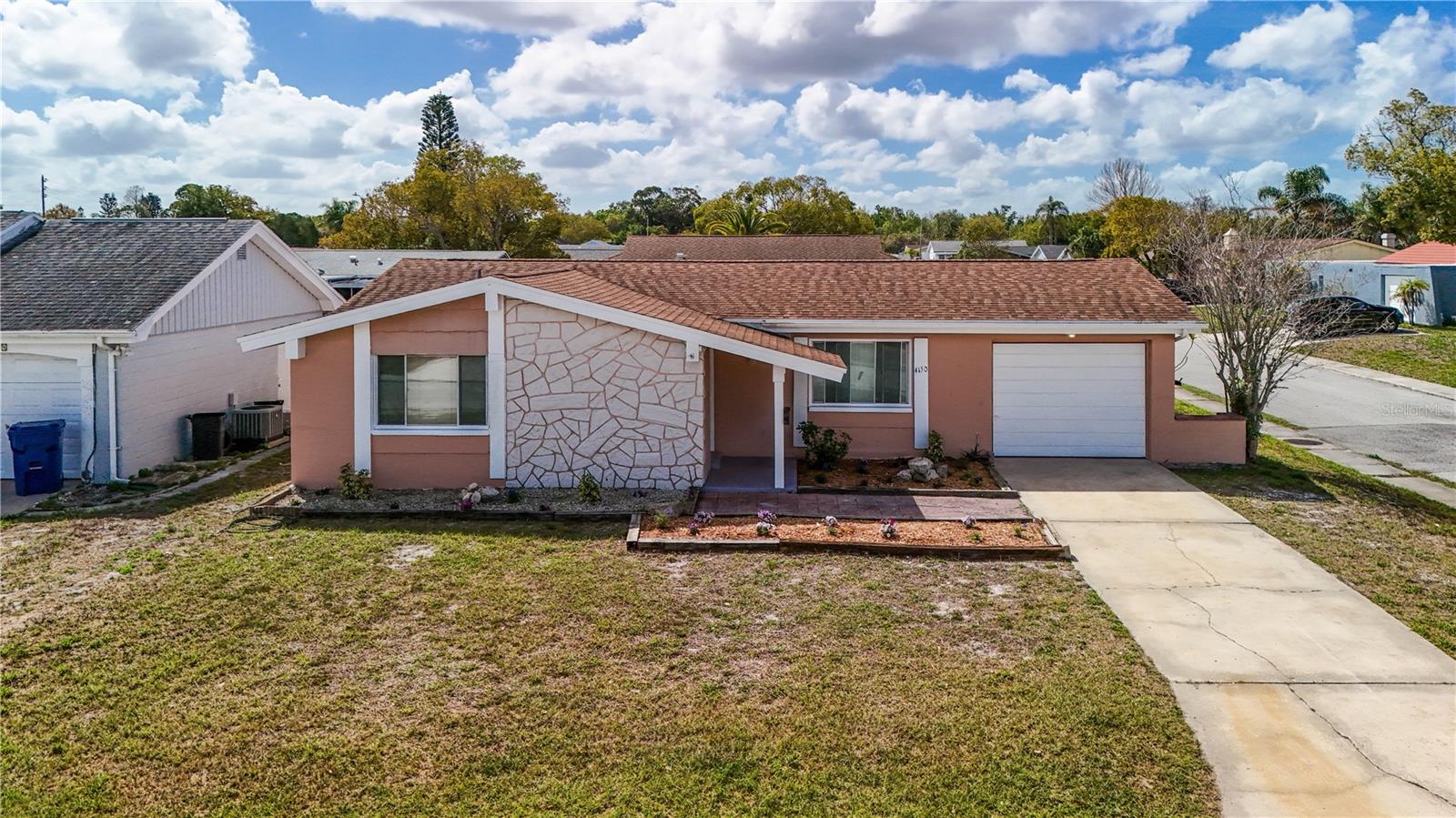 4150 Newbury Drive — photo