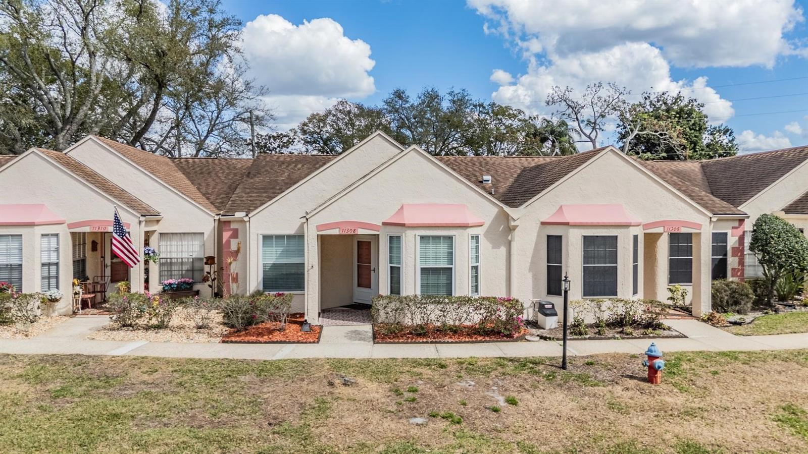 11308 Versailles Lane C — photo