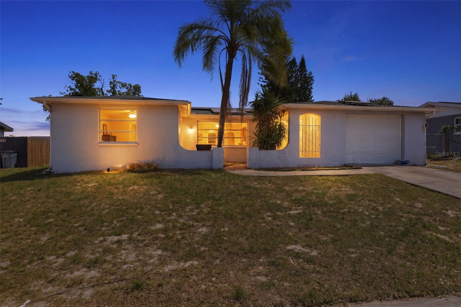 9720 Rainbow Lane — photo