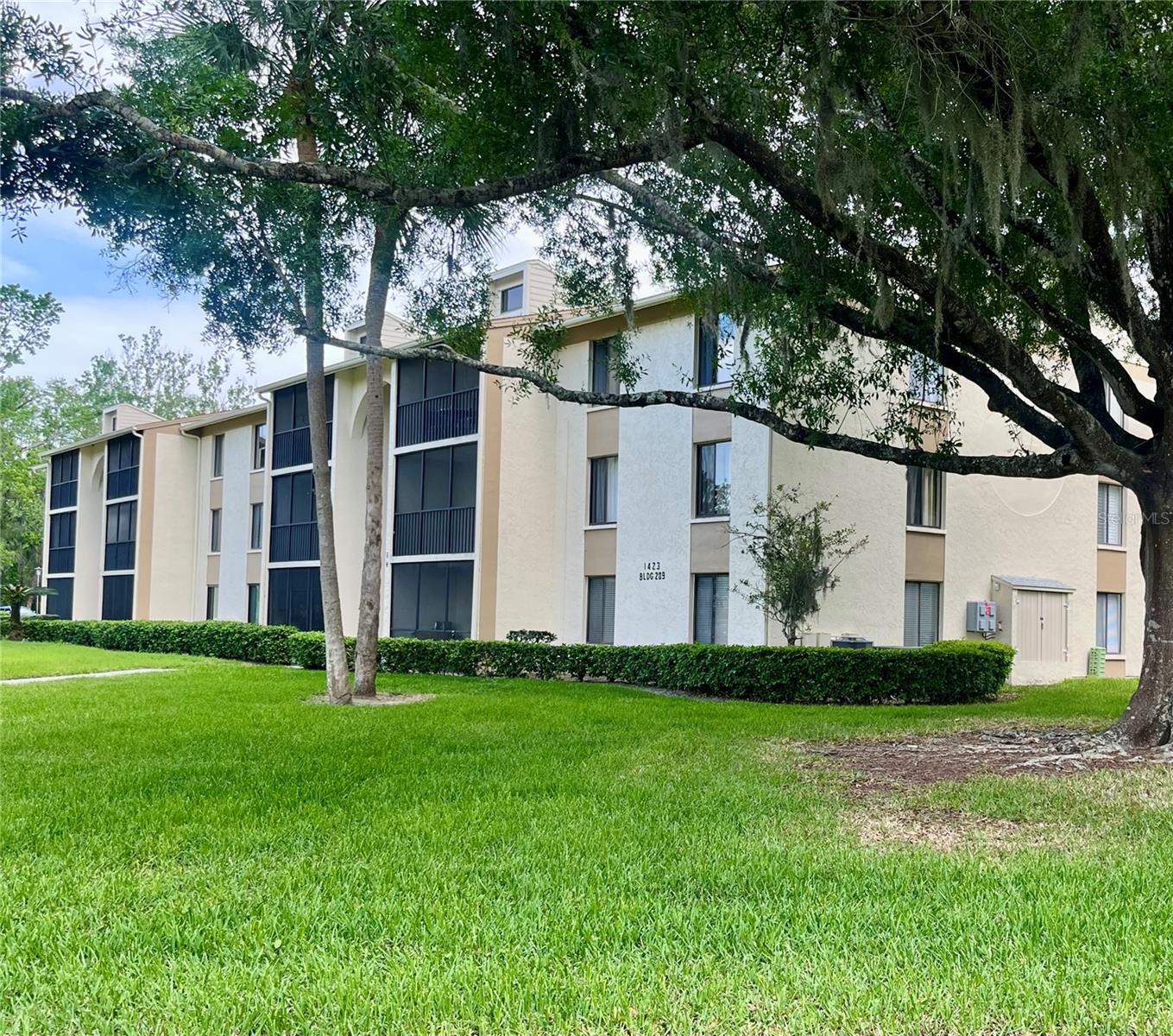 1423 Pine Glen Lane H2 — photo