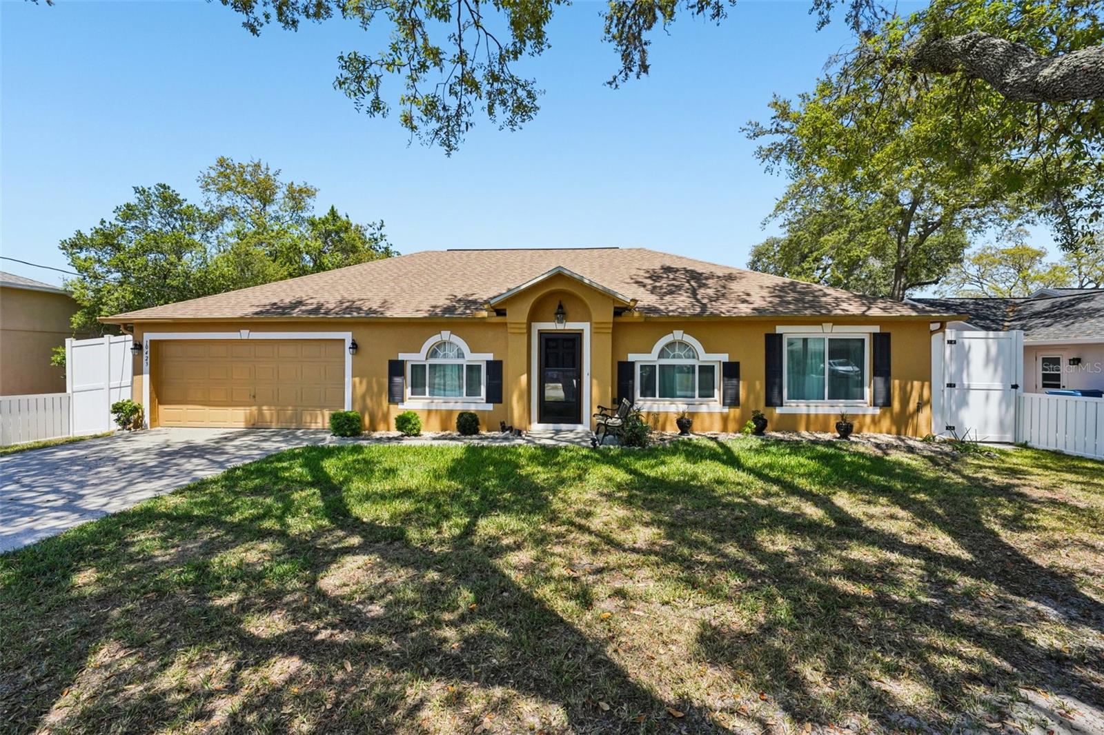 10423 Bradford Street — photo