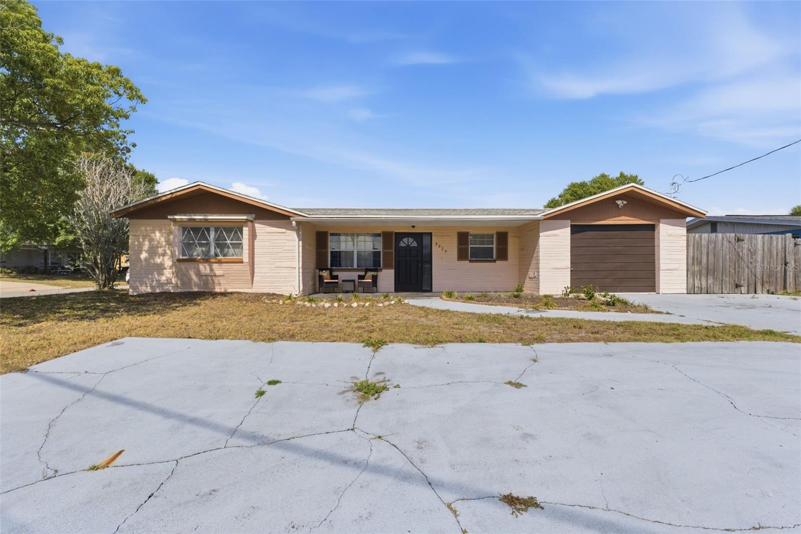 8829 Eileen Drive — photo