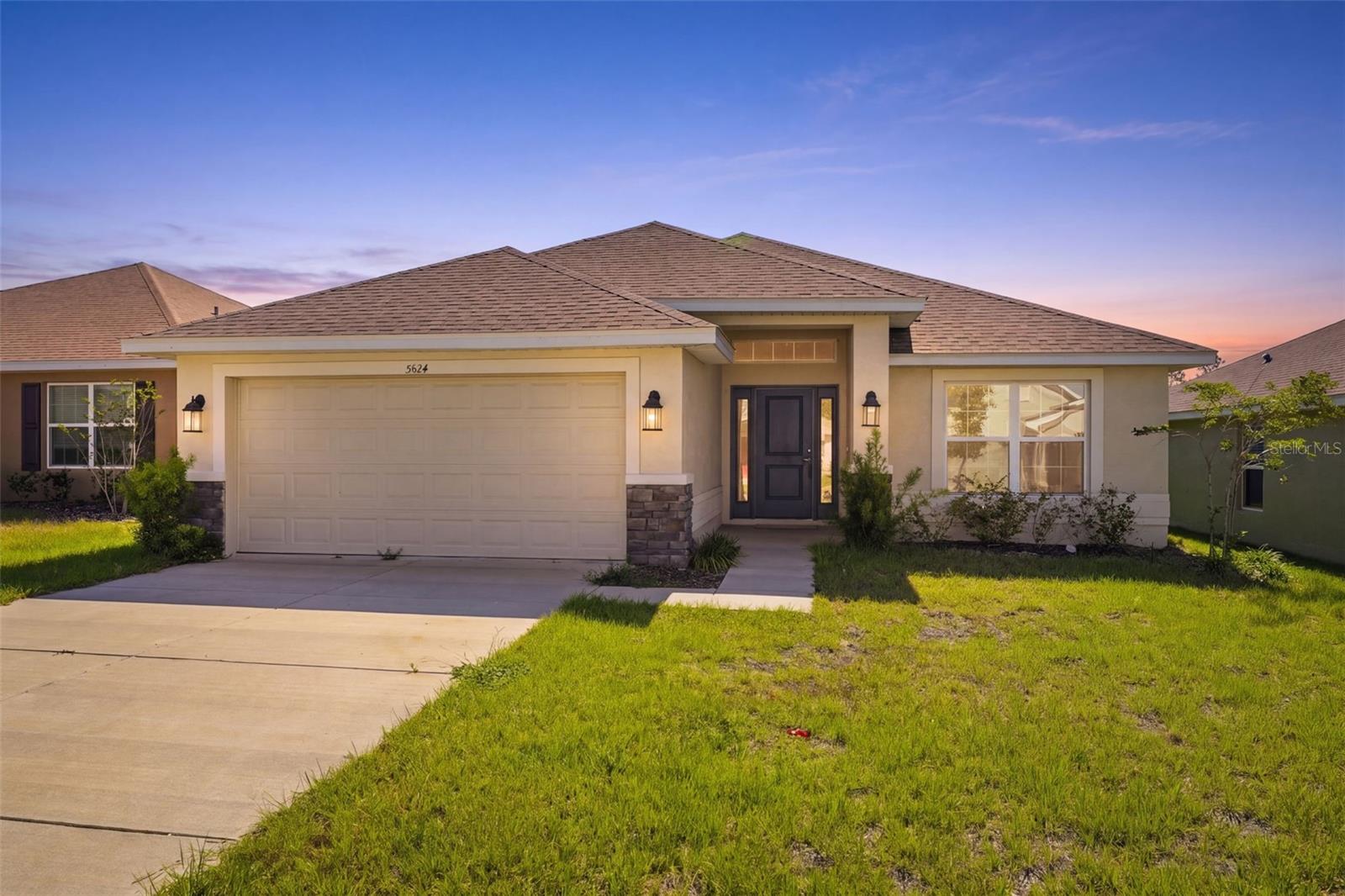 5524 Ocean Breeze Drive — photo