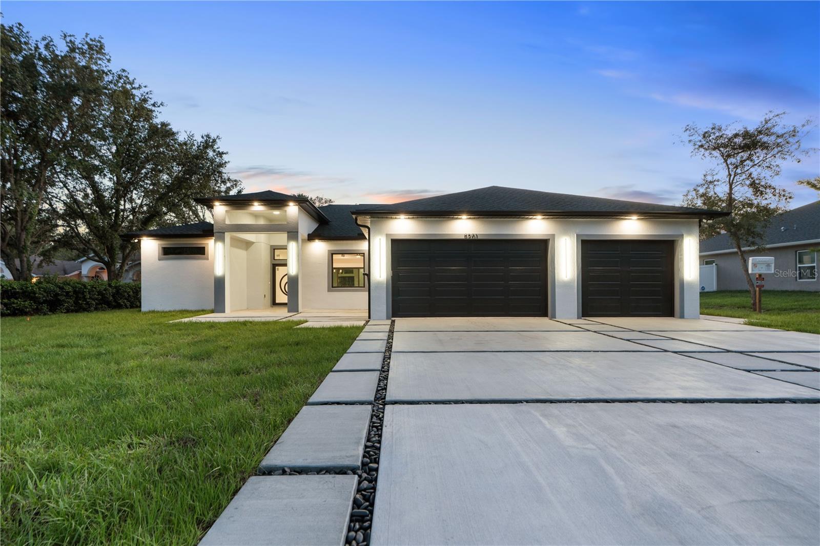 9201 Nightingale Road — photo