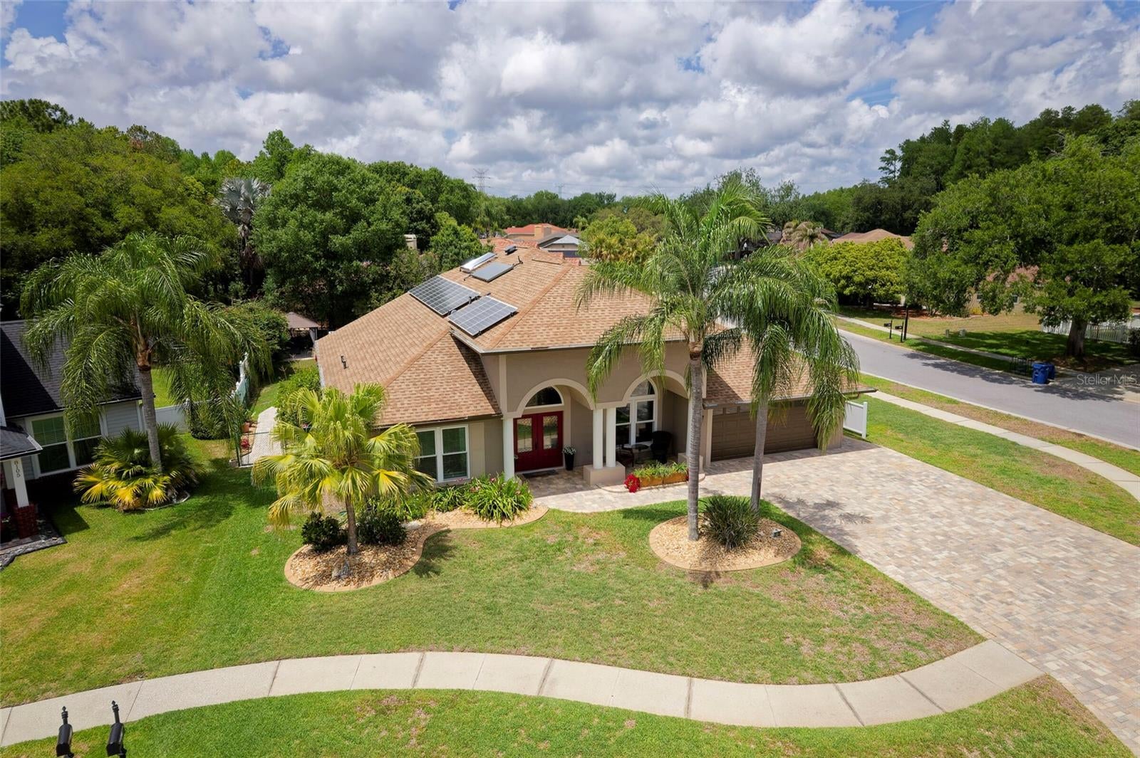 8115 Montock Court — photo