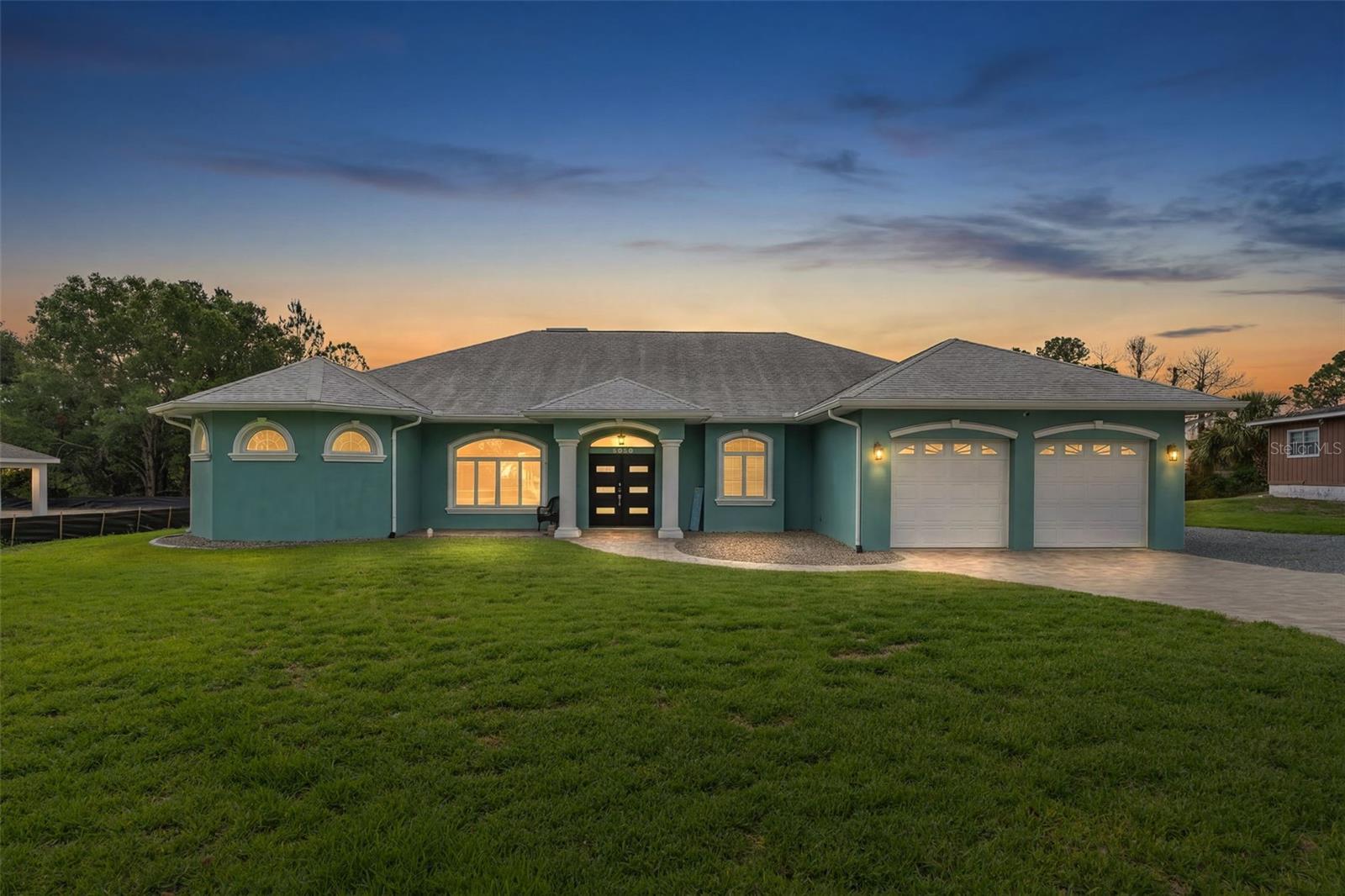 5050 Freeport Drive — photo