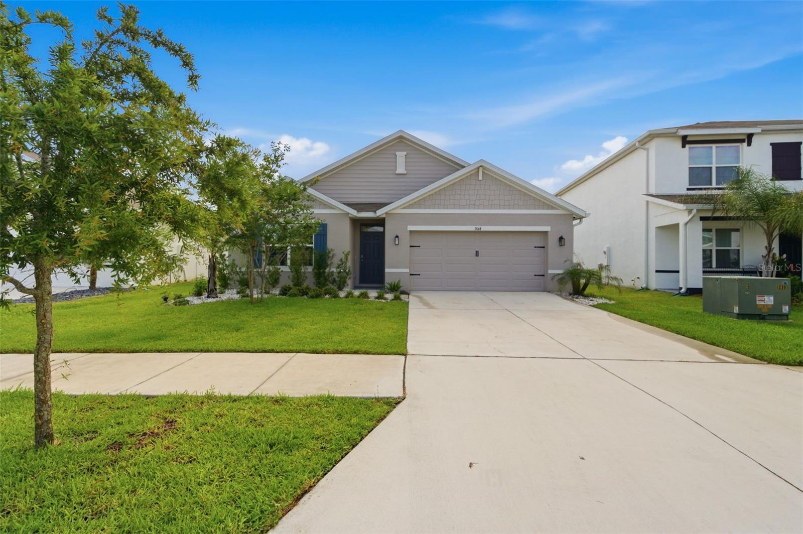 9014 Forge Breeze Loop — photo