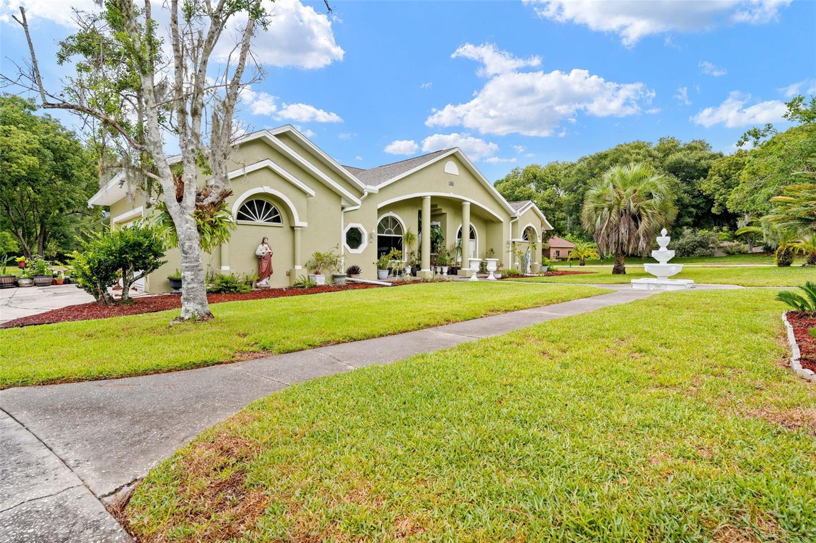 7393 Royal Oak Drive — photo