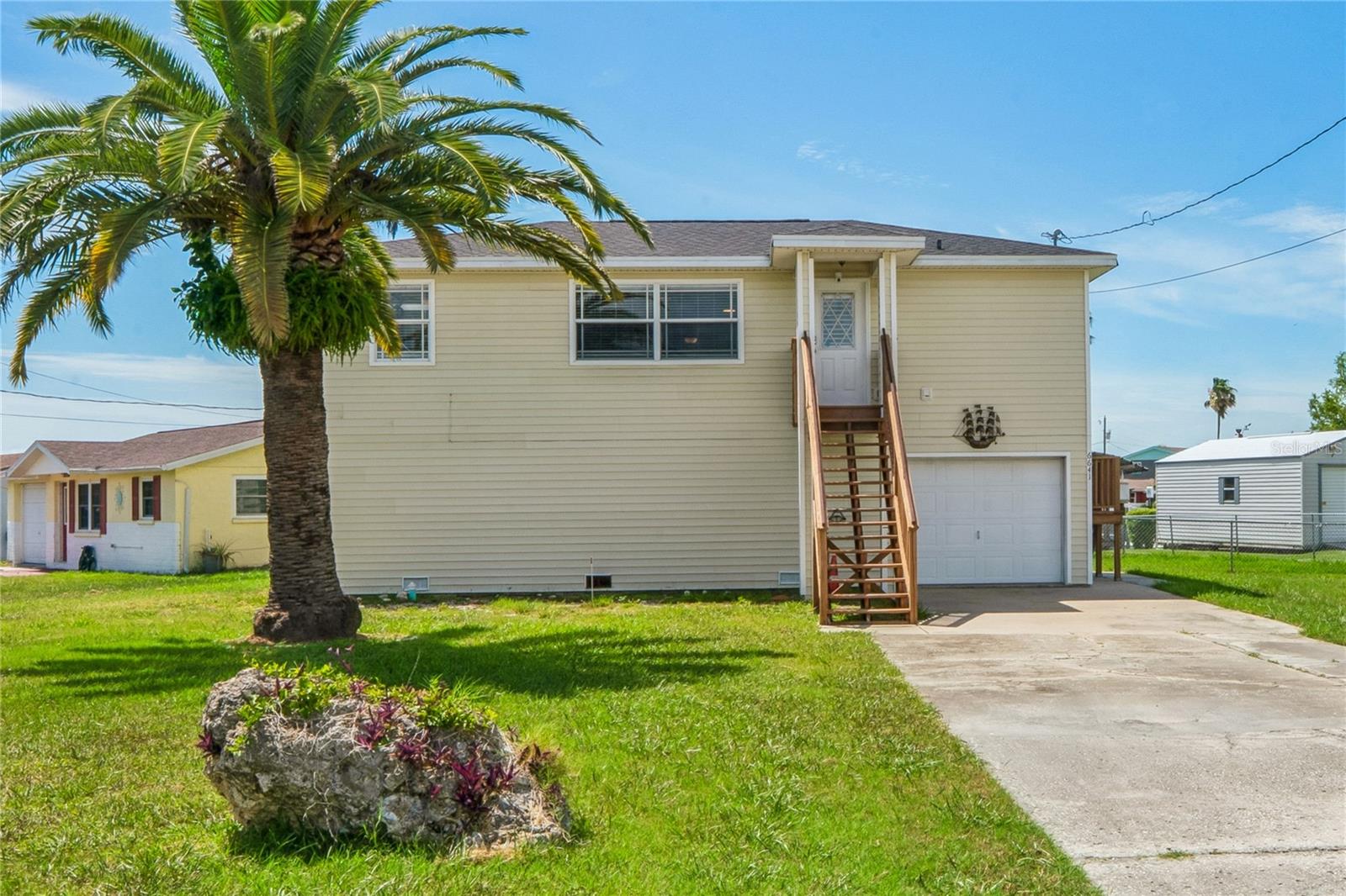 6641 Boatyard Drive — photo